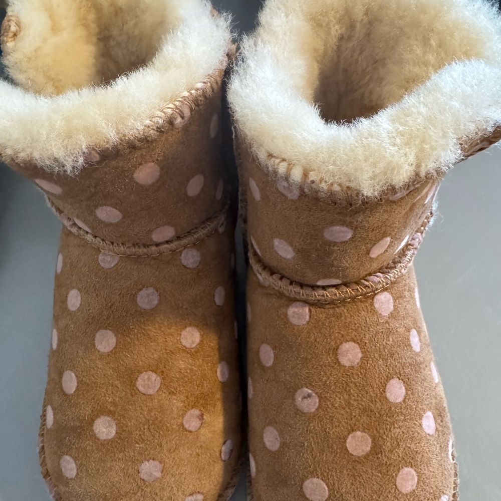 Ugg Erin Pink Polka Dot Booties Chestnut